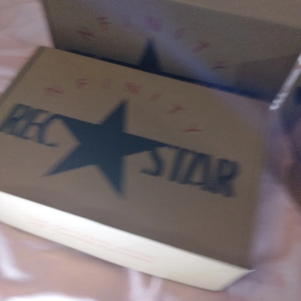 (Size 7.5) Nfinity cheer shoes 9